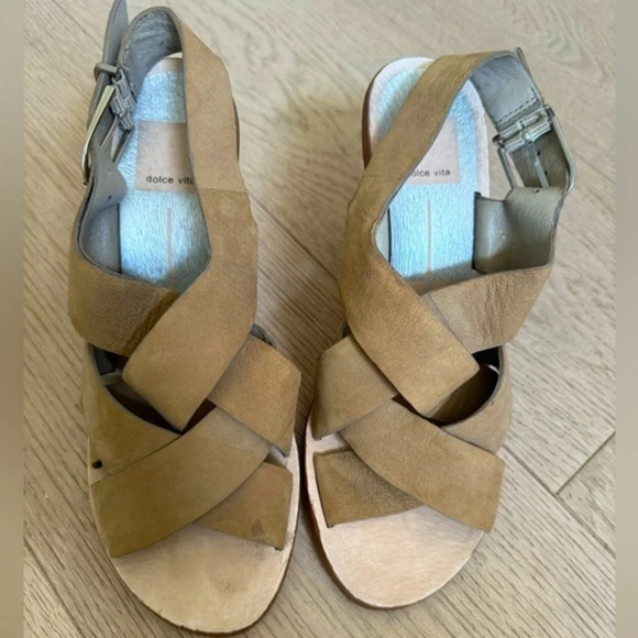 Dolce Vita leather strappy, wedge, sandals size 6.5 - Picture 1 of 6